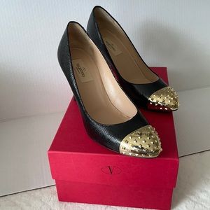 Valentino Garavani Women's Rockstud size 38.5